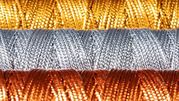 Telediario 2 - Durante 2025 el valor del oro, la plata y el cobre se ha disparado