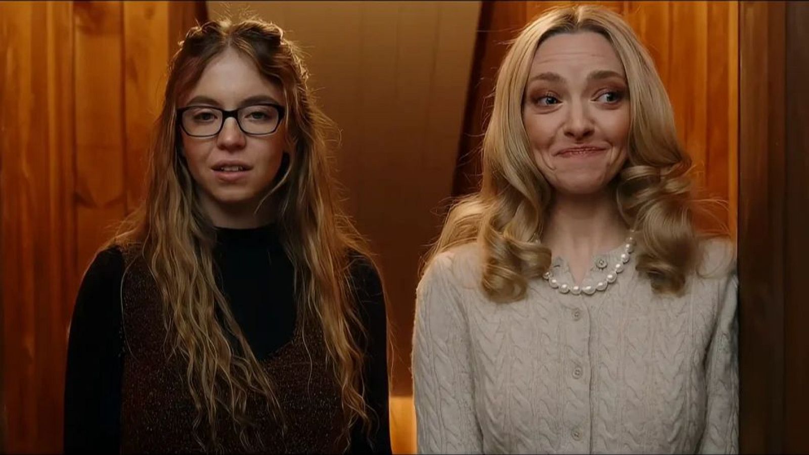 Sydney Sweeney y Amanda Seyfried protagonizan 'La asistenta' - Telediario 1 | Ver