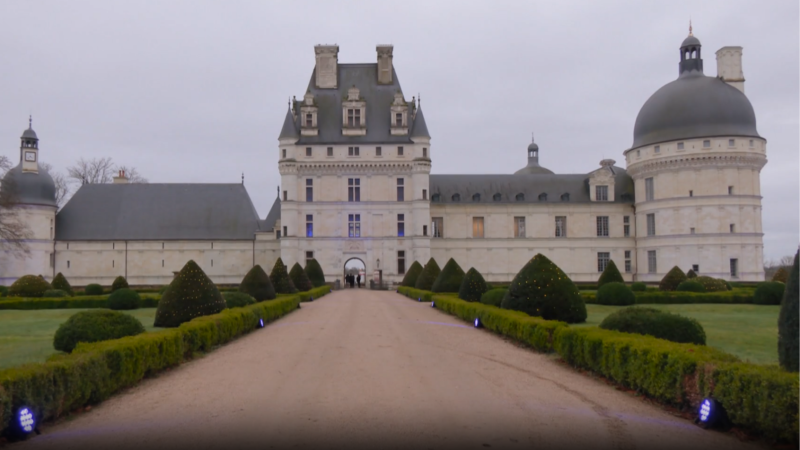 La magia de los castillos del Loira en Navidad - Aquí la Tierra | Ver