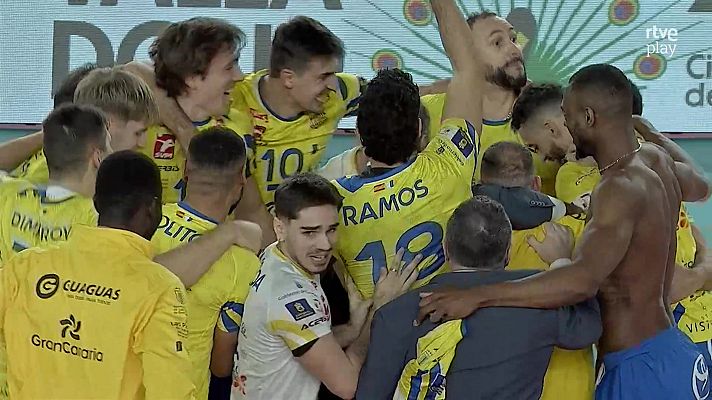 Voleibol - Guaguas gana 3-0 a Grupo Herce Soria y se lleva otra Supercopa