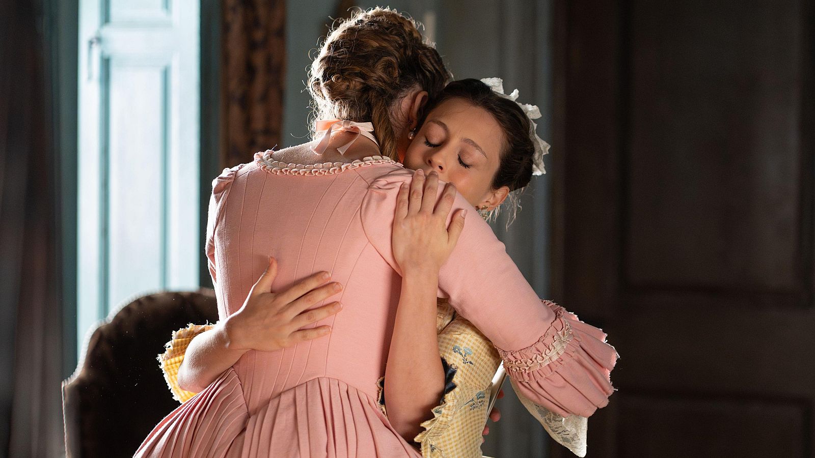 Valle Salvaje | La emotiva despedida de Irene y Bárbara - Valle Salvaje | Ver