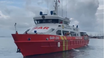 Indonesia retoma la b�squeda de los tres espa�oles desaparecidos tras el naufragio de un barco tur�stico