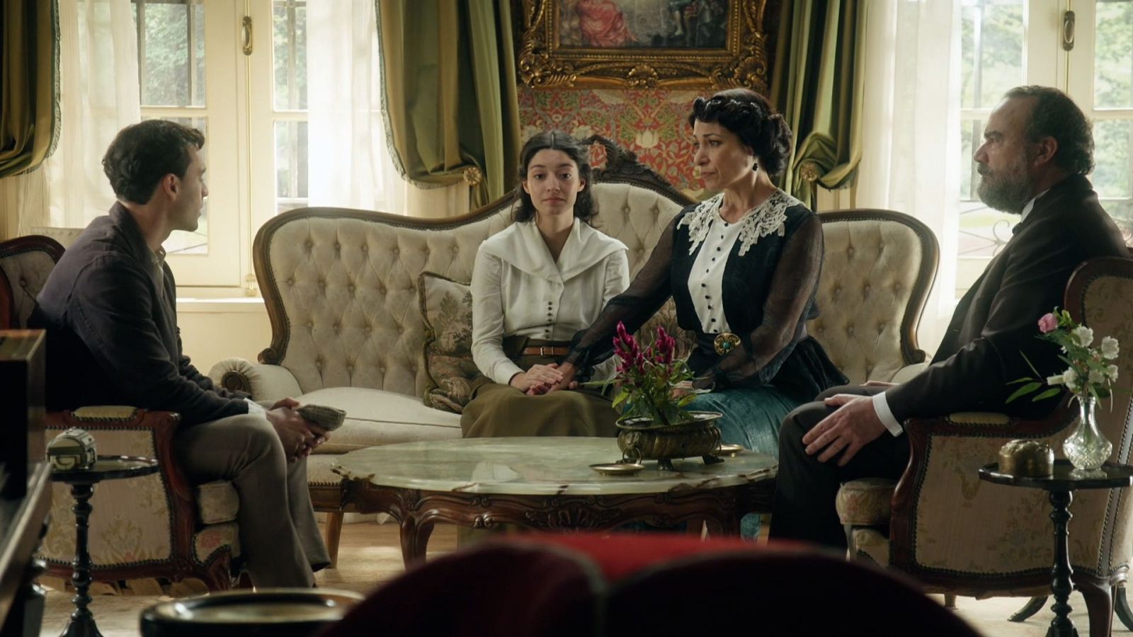 La Promesa - Curro y Ángela reivindican su amor - La promesa | Ver