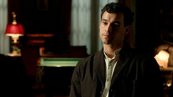 Curro reclama su lugar en 'La Promesa' y reivindica su amor por �ngela