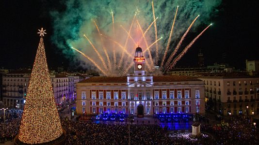As� ha celebrado Espa�a la llegada de 2026: alta participaci�n en las calles y ambiente festivo