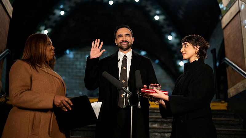 El socialista Zohran Mamdani jura como alcalde de Nueva York, el primero musulmán y el más joven desde 1892 | Ver