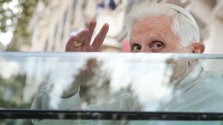 Telediario 1 - Telediario - 15 horas - 11/02/13