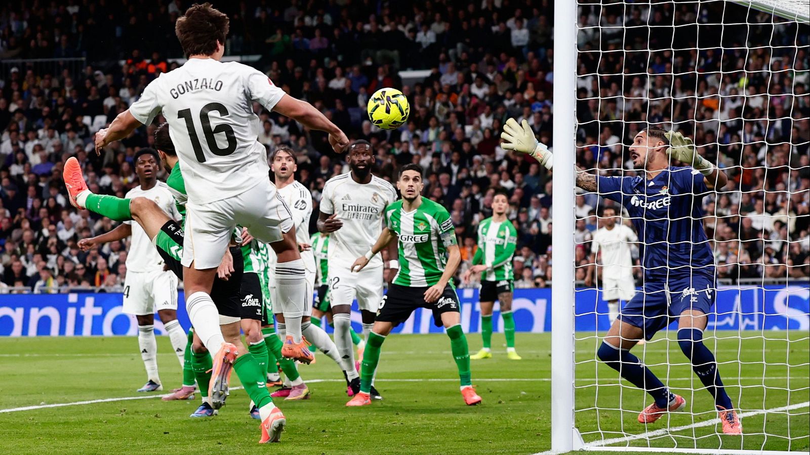 Real Madrid - Real Betis: resumen | 18ª jornada | Ver