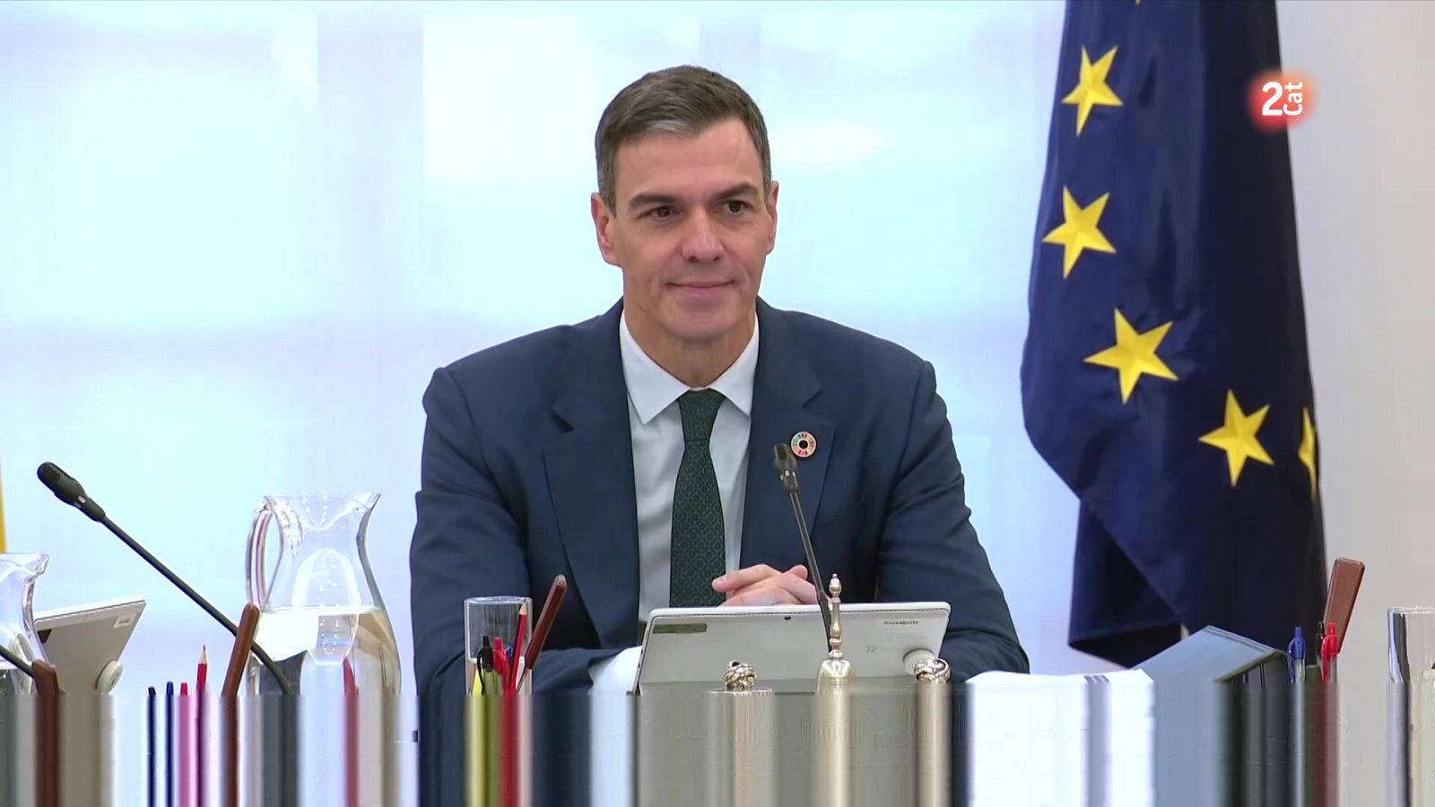 La Moncloa s'ofereix per trobar una solució pacífica i negociada