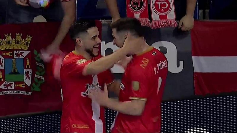 Un hat-trick de Cort�s da a Jimbee Cartagena su tercera Supercopa de Espa�a de f�tbol sala consecutiva