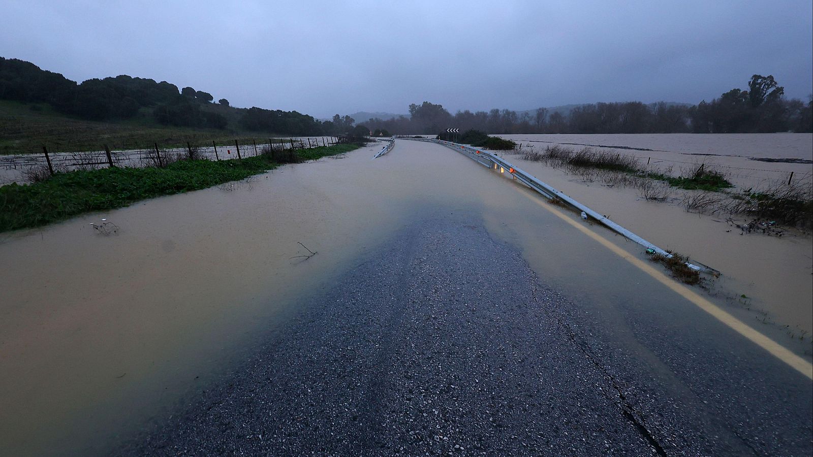 El tiempo hoy 5 de enero: Media España en alerta por la borrasca Francis, que trae nieve, lluvia y frío intenso | Ver