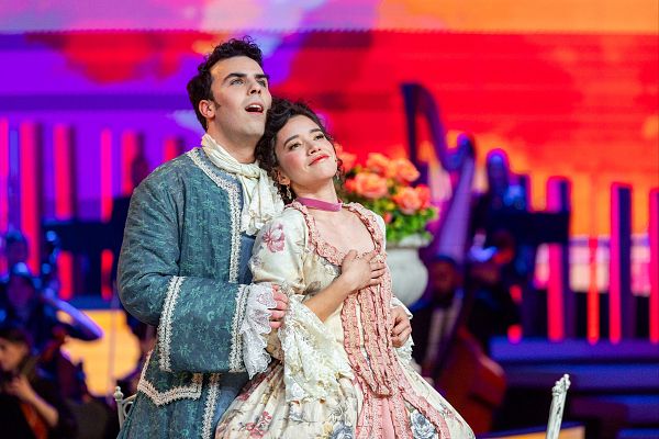 Aria, locos por la ópera - Esaú y Marina interpretan "Tornami a dir che m’ami" de Don Pasquale