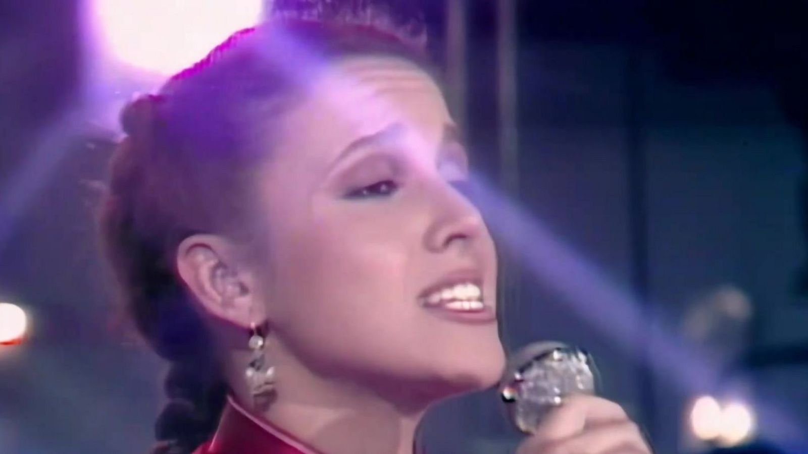 Viaje al centro de la tele - Versión española - Viaje al centro de la tele | Ver