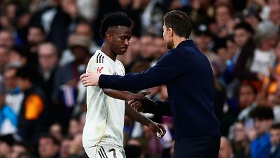 Xabi Alonso ve "imprescindible" que todos presionen, incluido Vinicius: "Les reclamo ese compromiso"