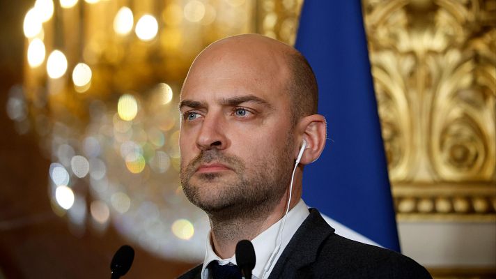 Telediario 2 - Francia, Alemania o Polonia preparan un plan conjunto de posibles "represalias" a Estados Unidos si entra en Groenlandia