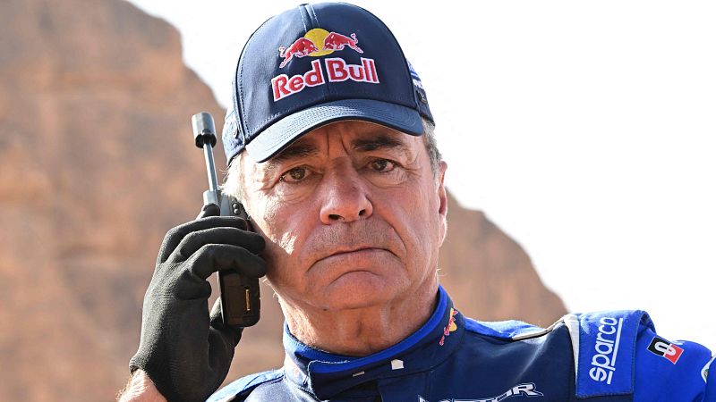 Carlos Sainz: "Sin embrague cre�a que se acababa el Dakar" | Ver