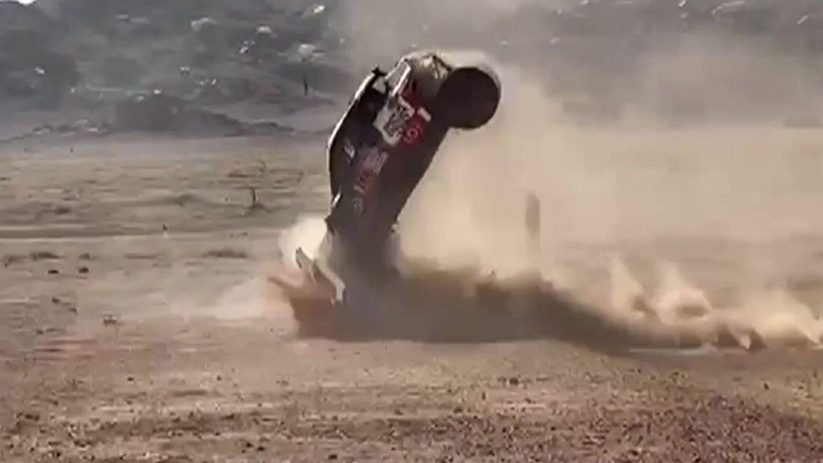 Dakar 2026 | El espectacular accidente de Jesús Calleja | Ver