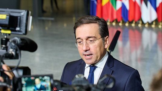 Albares dice que los espa�oles liberados en Venezuela "est�n bien" pero "en shock" y espera "alguna liberaci�n m�s"