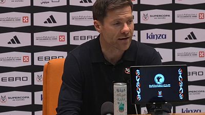 El Reial Madrid s'enduu un derbi calent