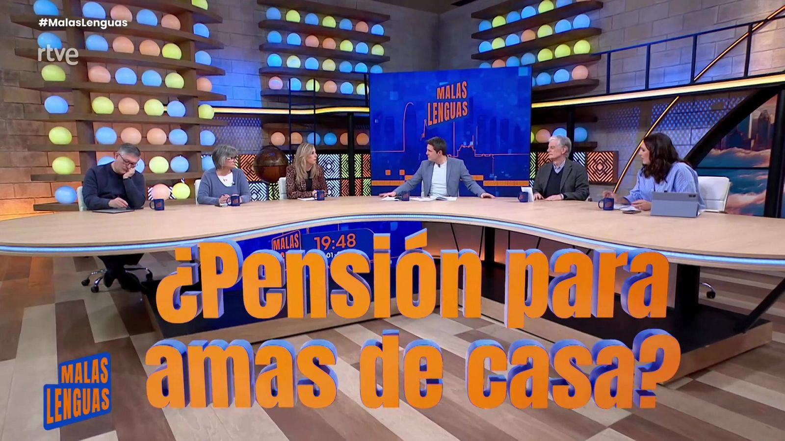 ¿Tienen derecho a una pensión las amas de casa? - Malas lenguas | Ver