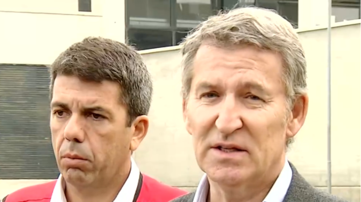 Telediario 2 - Feijóo se rectifica y reconoce ante la jueza que no tuvo información "en tiempo real" de Mazón el día de la dana