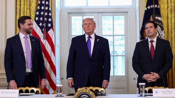 Telediario 2 - Trump se reúne con empresas petroleras para pedirles que inviertan en Venezuela