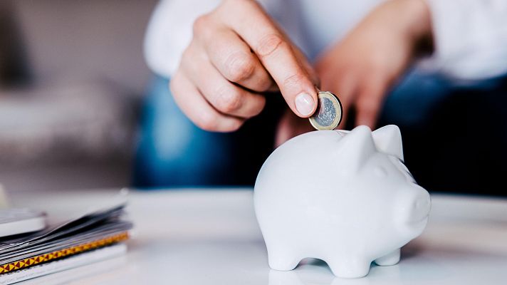 Telediario Fin de Semana - El ahorro sigue en niveles altos, pero ha ido bajando en los últimos trimestres