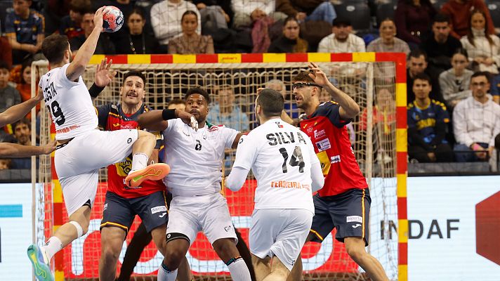 Portugal remonta a los Hispanos en la segunda parte para llevarse el TIE