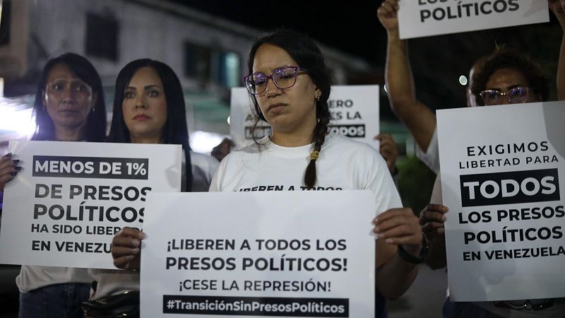 Los familiares de presos políticos en Venezuela denuncian la falta de información oficial