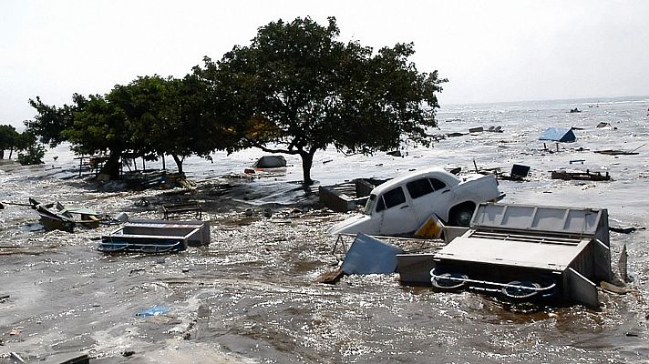 Documaster - Tsunami, la ola que conmocionó al mundo