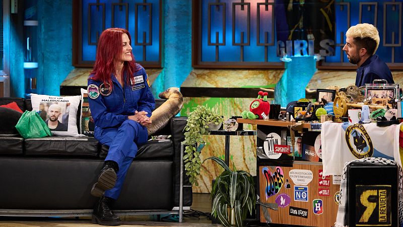 La Revuelta | Sara García, astronauta: "Nadie se mete en ciencia para hacerse rico"