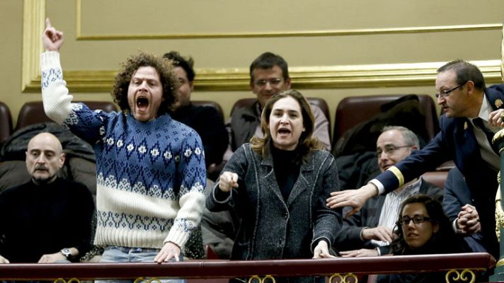 Informativo 24h - Desalojan a los promotores de la ILP de la dación en pago del Congreso