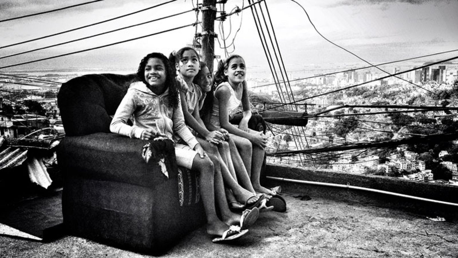 En Portada - Guerra y paz en la favela olímpica - Avance - En portada | Ver