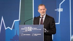 Felipe VI traslada a inversores extranjeros el compromiso de Espa�a "con el libre comercio"