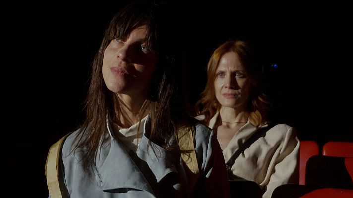 Telediario 1 - Juanma Bajo Ulloa estrena la película 'El mal', con Belén Fabra y Natalia Tena