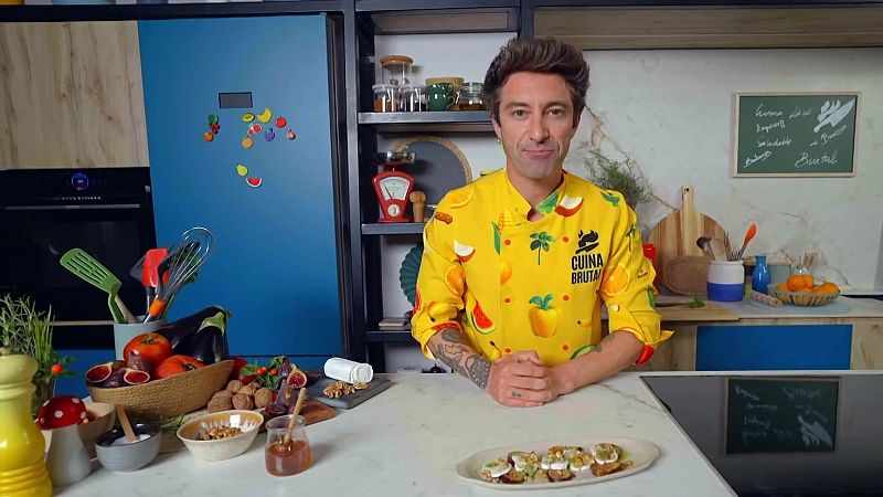 Amanida, ventall d'alberg�nia i trufes - Cuina Brutal - Cuina Brutal | Veure