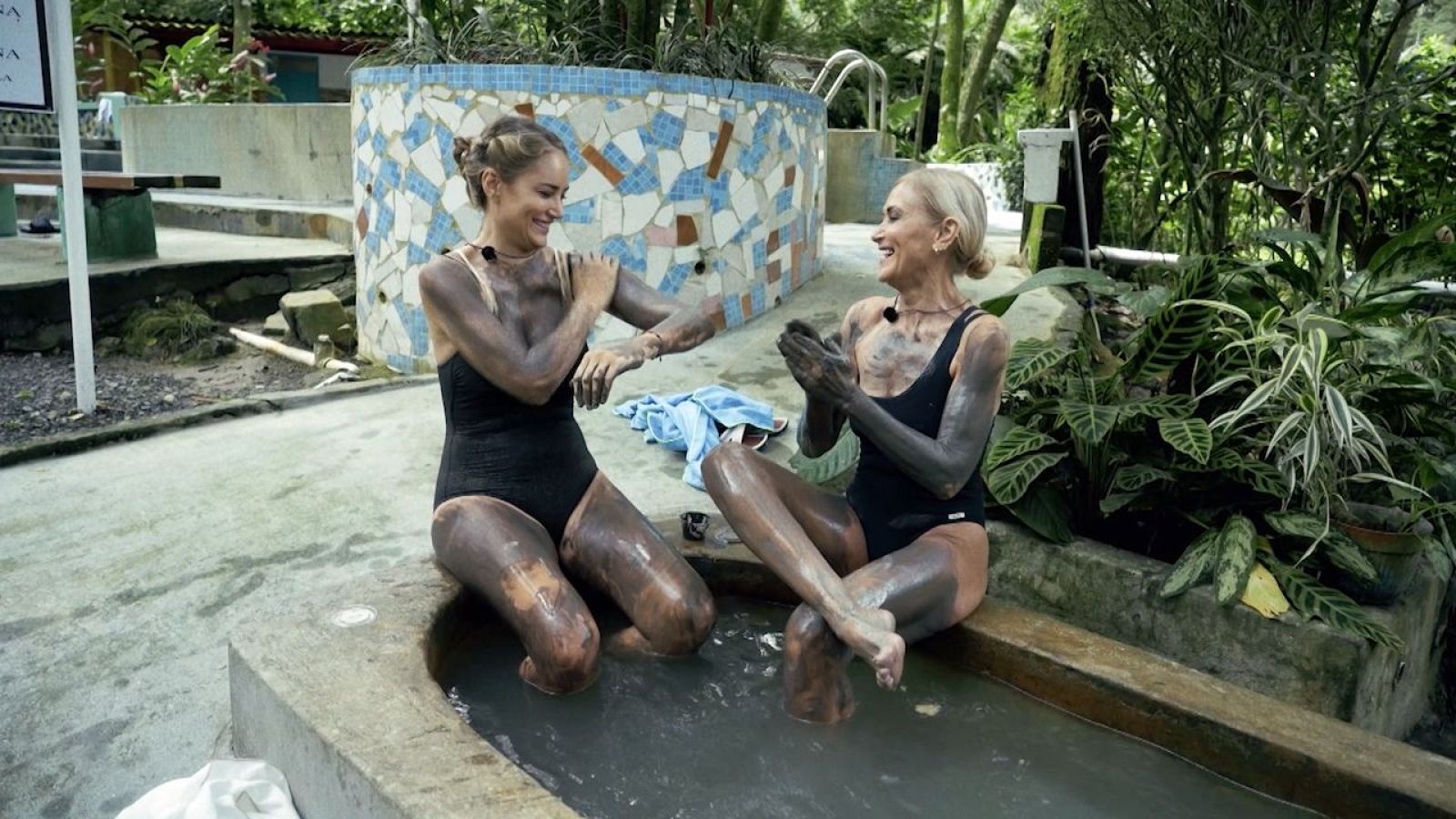 Alba y Cristina: una amistad forjada en la carretera - Hasta el fin del mundo | Ver