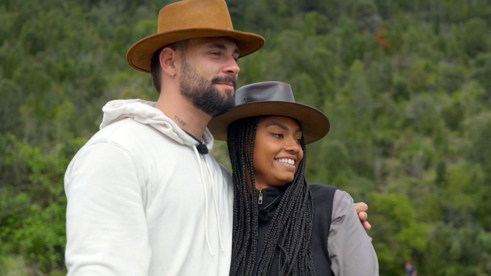 Nia y J Kbello: el ritmo y la esencia de la calle - Hasta el fin del mundo | Ver