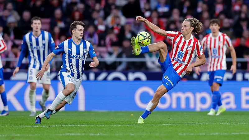 Sorloth desatasca a un Atl�tico de Madrid que defiende su victoria ante el Alav�s hasta el �ltimo minuto