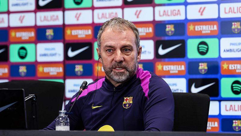 Flick, decepcionado con Dro tras comunicar que quiere marcharse del Barcelona: "El entorno quiz�s les incita a irse"