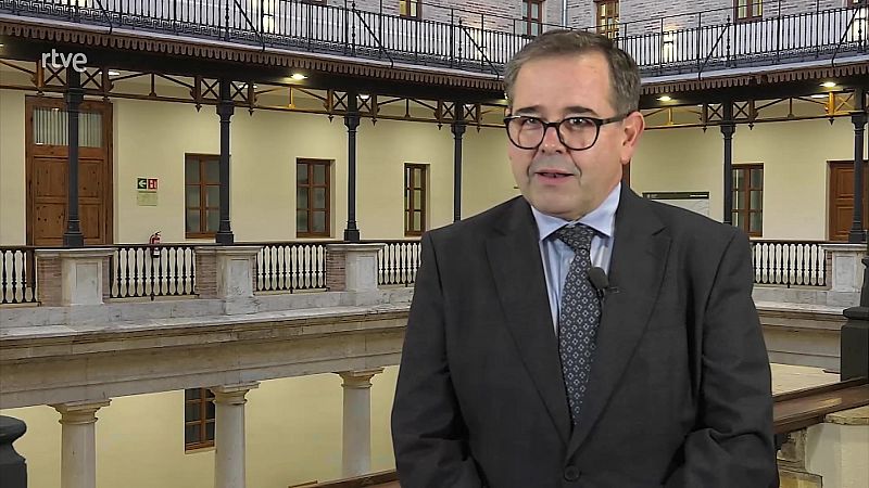 Testimonio - Una Universidad centrada en las personas - Testimonio | Ver