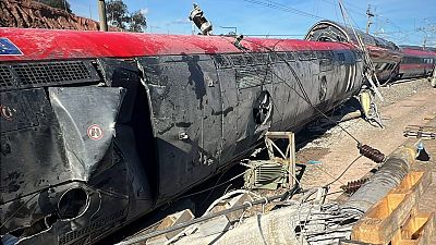 Im�genes creadas con IA sobre el descarrilamiento en Adamuz - La tarde en 24h | Ver