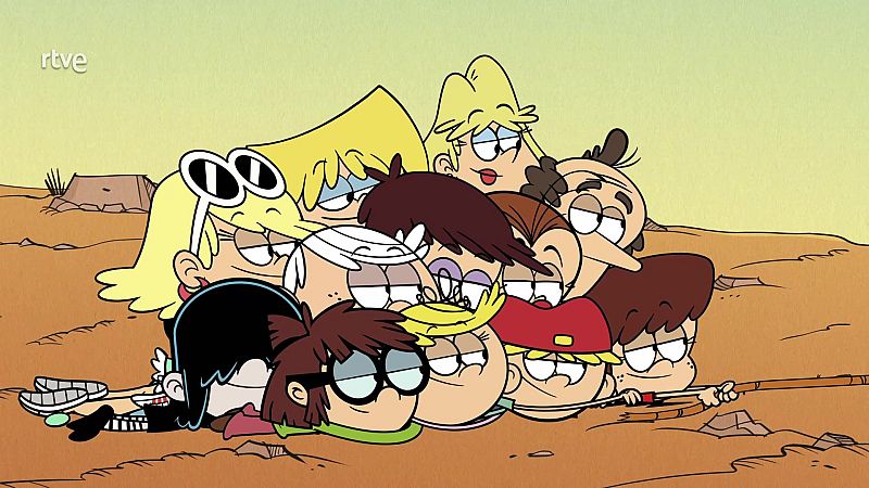 De viaje, un día de peleles - Una casa de locos | Ver