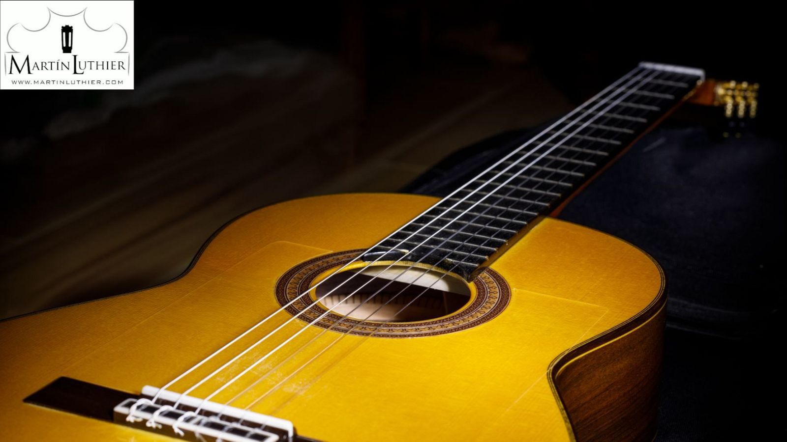 Luthier Antonio Pisa. Guitarras | Ver