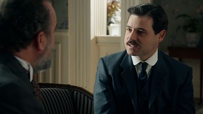 Manuel siembra la duda sobre Leocadia