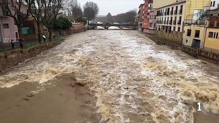 L'Informatiu - Segon dia de llevant provoca inundacions i afectacions a les comarques gironines