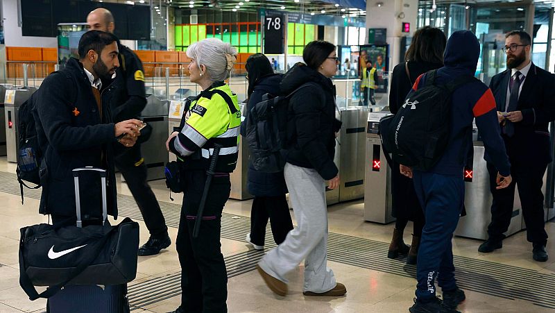 La Generalitat mantendrá el cierre de Rodalies hasta chequear la seguridad de todos las líneas, tras el accidente mortal en Gelida, Barcelona
