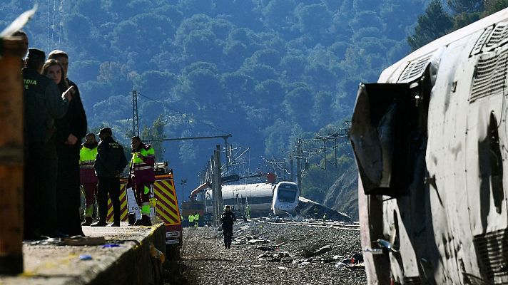 L'Informatiu - Apareix la víctima 43 de la tragèdia ferroviària d’Adamuz