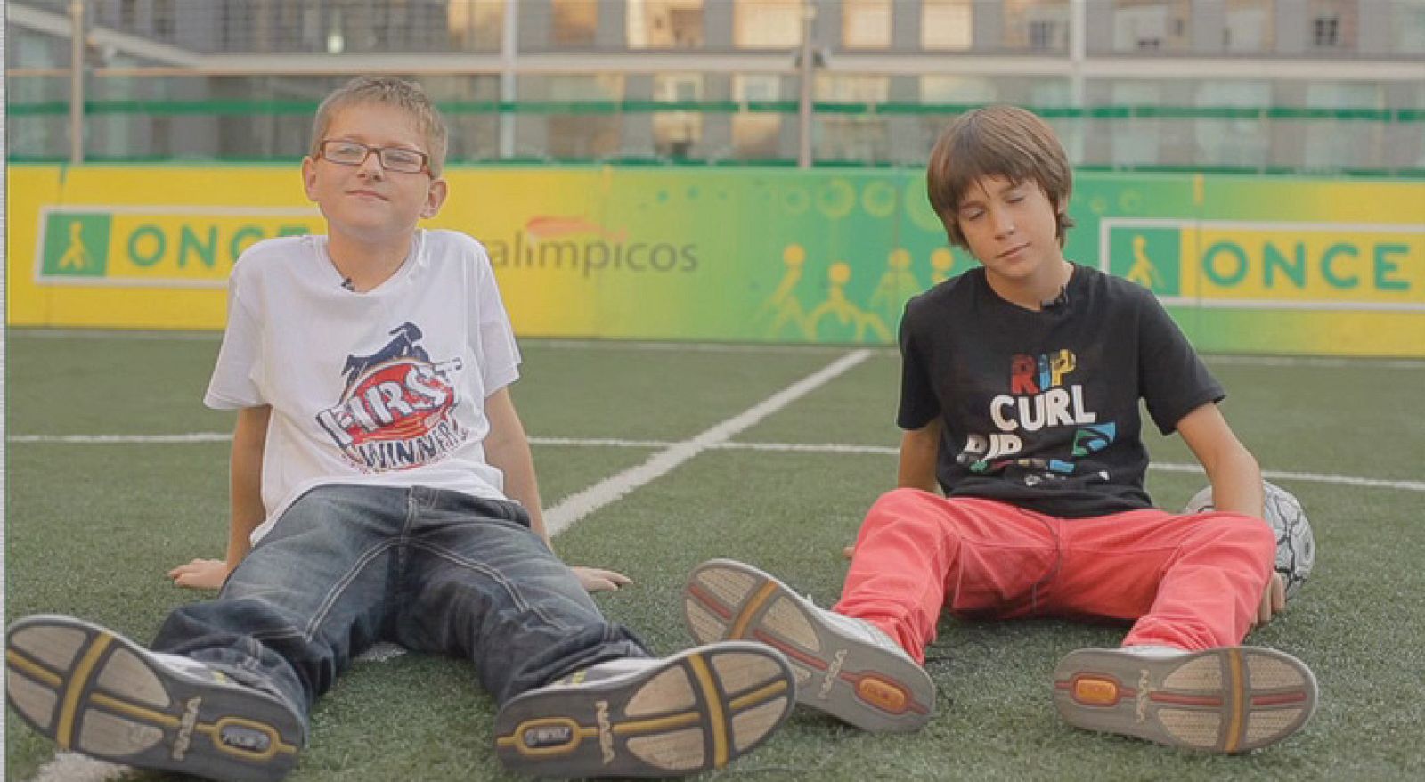 Redes - Pregúntale a Punset: ¿Por qué los zapatos de mi hermanao hu