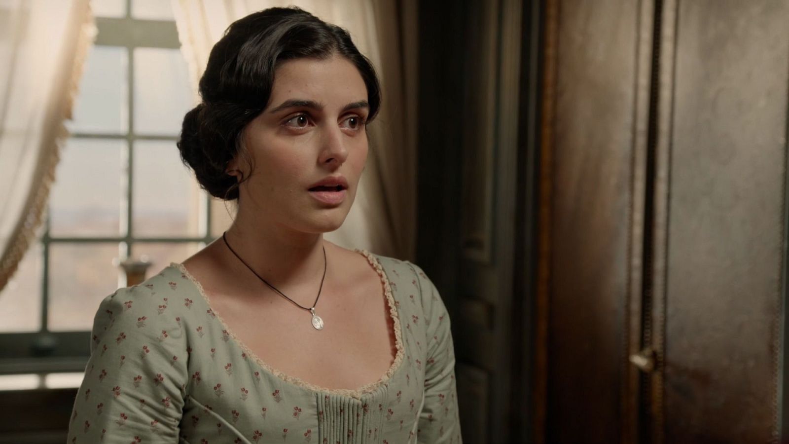 Valle Salvaje - Luisa será azotada en el templete de la campa - Valle Salvaje | Ver